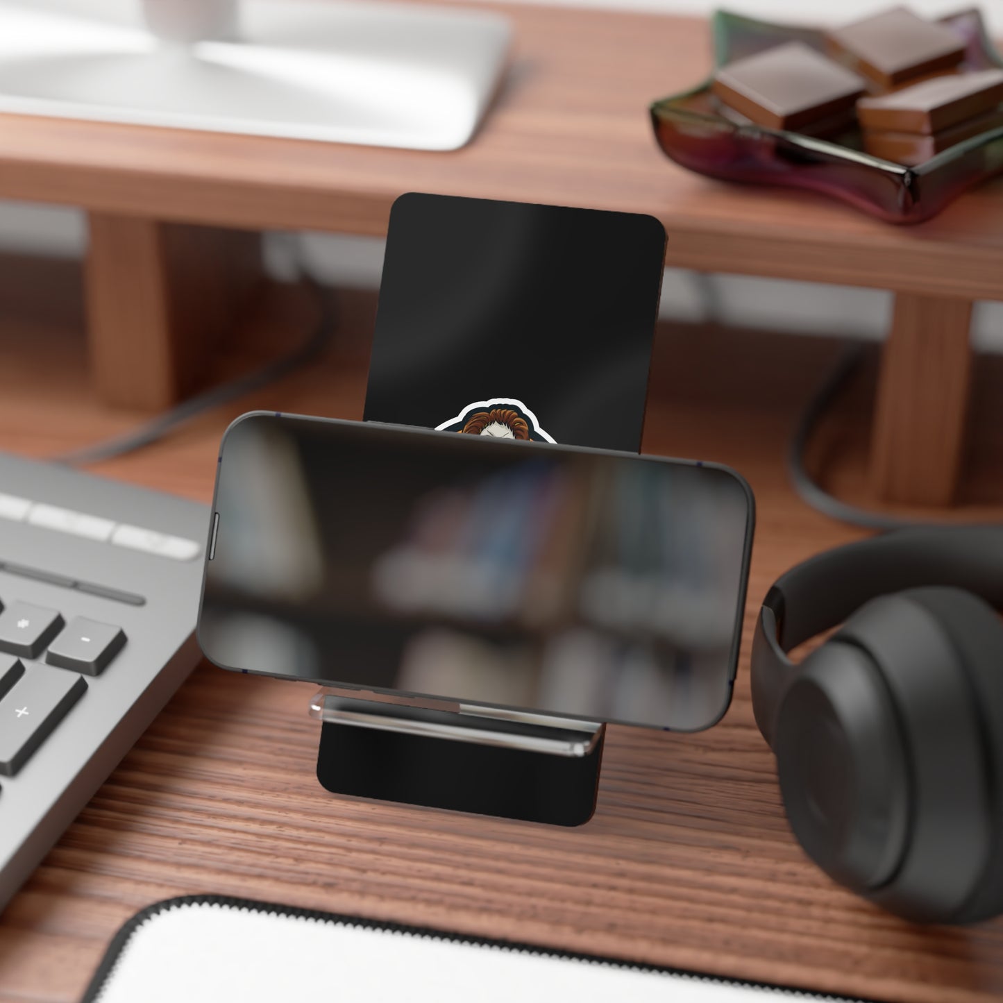 “Micro Myers” Halloween Smartphone Display Stand