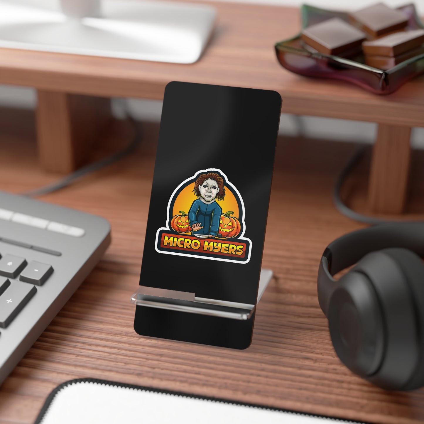 “Micro Myers” Halloween Smartphone Display Stand